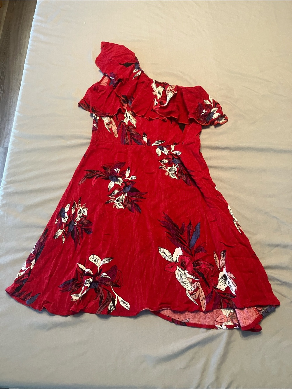 Red Floral One-Shoulder Tunic Top with Ruffle
